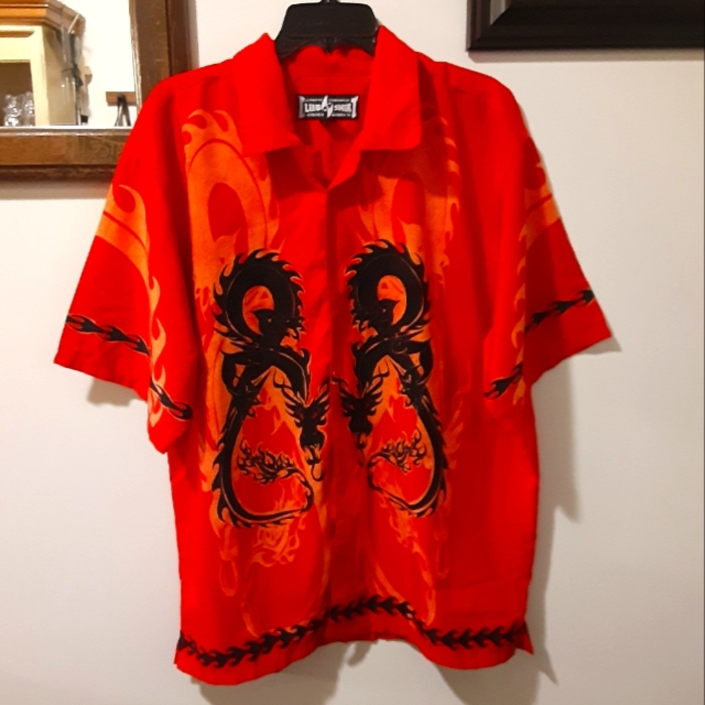 Mens Dragon print shirt Size L